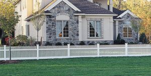 Missouri City Residential Fences Manchester Vinyl Straight White 760x382 300x151